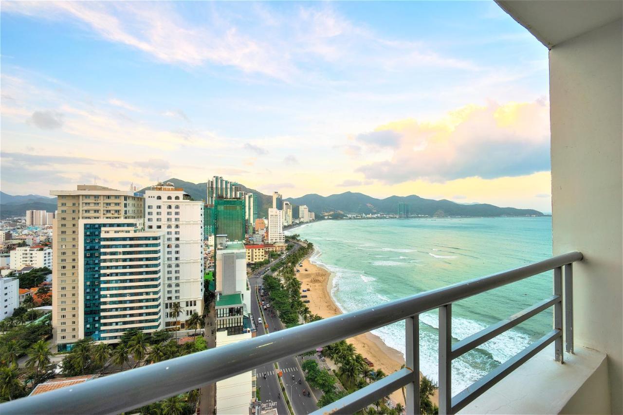 Iseaview Nha Trang Beach Apartment Exterior foto