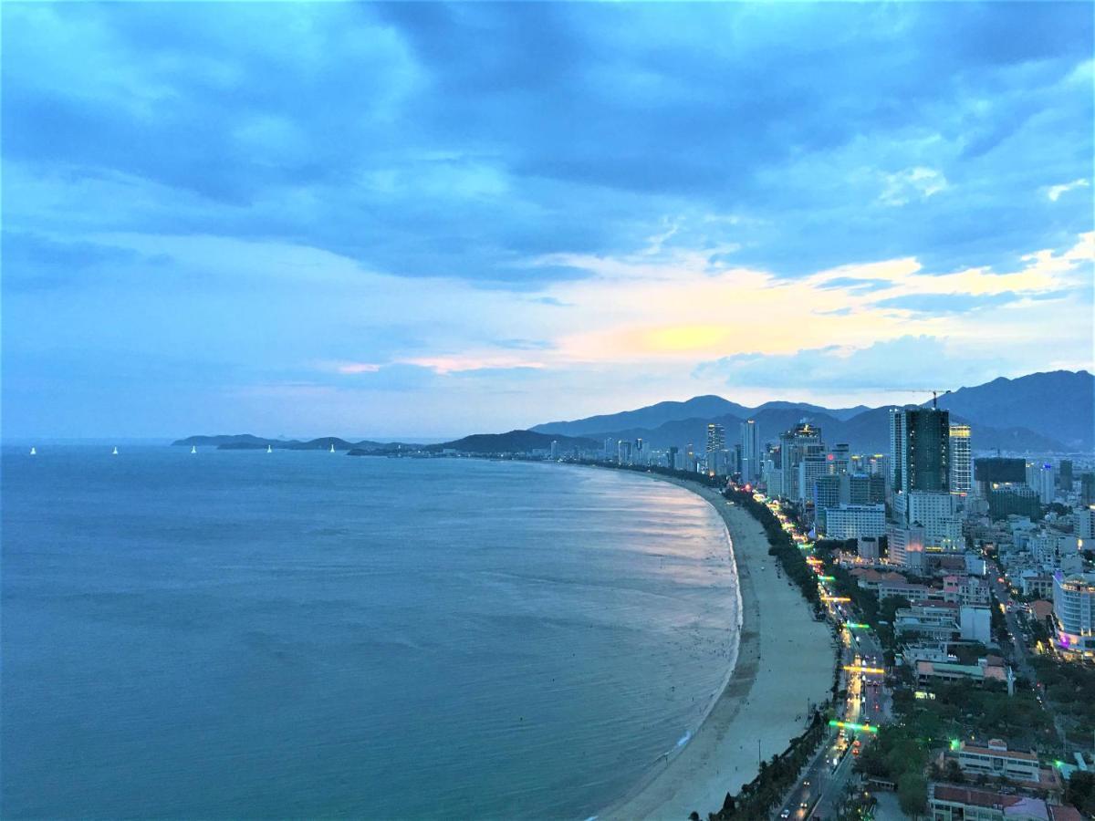 Iseaview Nha Trang Beach Apartment Exterior foto